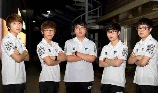 g为