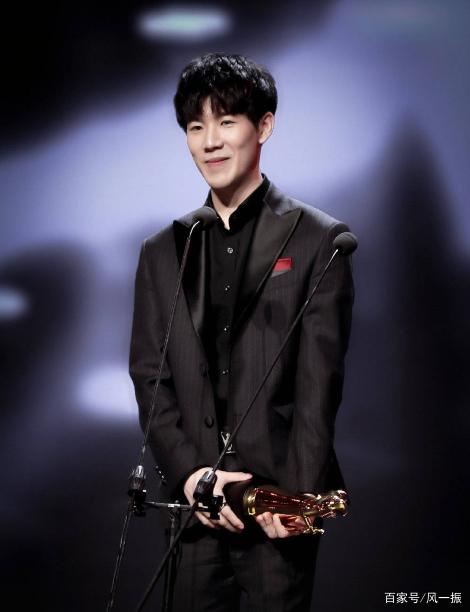 WBG赛后群访 TheShy：比赛中Weiwei都会让我小心对面Gank